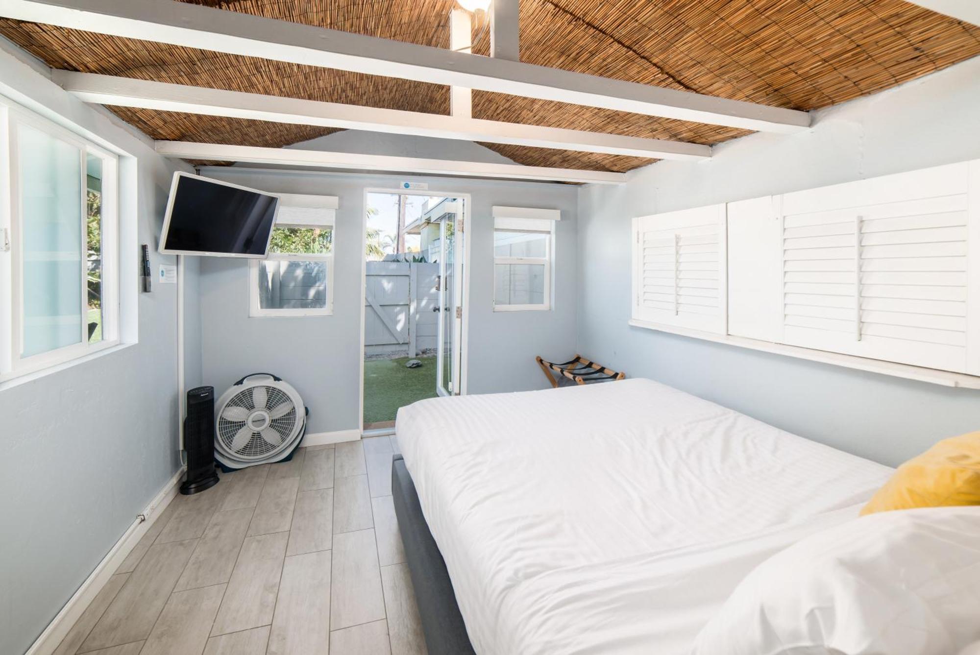 Pacific Bungalow In Oceanside With Backyard & Tiny House Eksteriør bilde