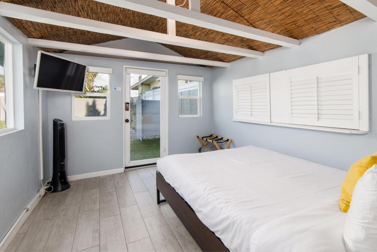 Pacific Bungalow In Oceanside With Backyard & Tiny House Eksteriør bilde