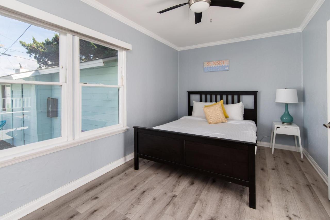 Pacific Bungalow In Oceanside With Backyard & Tiny House Eksteriør bilde